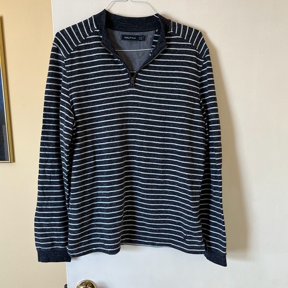 Nautica Other - NAUTICA sweatshirt - size M - EUC